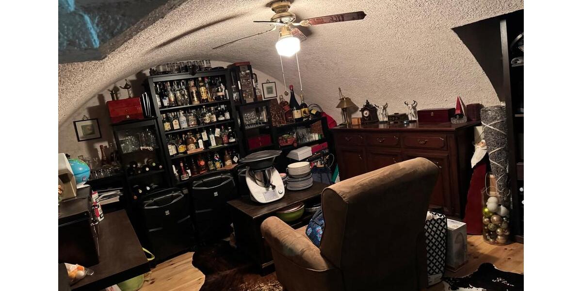 Einfamilienhaus Kirchheim unter Teck - 8.5 Zimmer, 220 m&sup2;, 799.000&euro; | Angebot:25409206