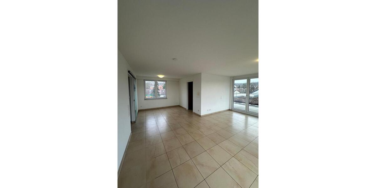 Einfamilienhaus Nürtingen - 4 Zimmer, 115 m&sup2;, 1.400&euro; | Angebot:25307038