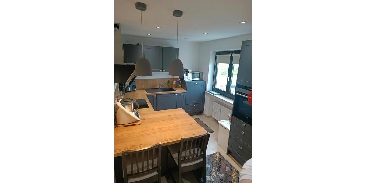 Etagenwohnung Göppingen Faurndau - 4 Zimmer, 100 m&sup2;, 1.300&euro; | Angebot:26023528