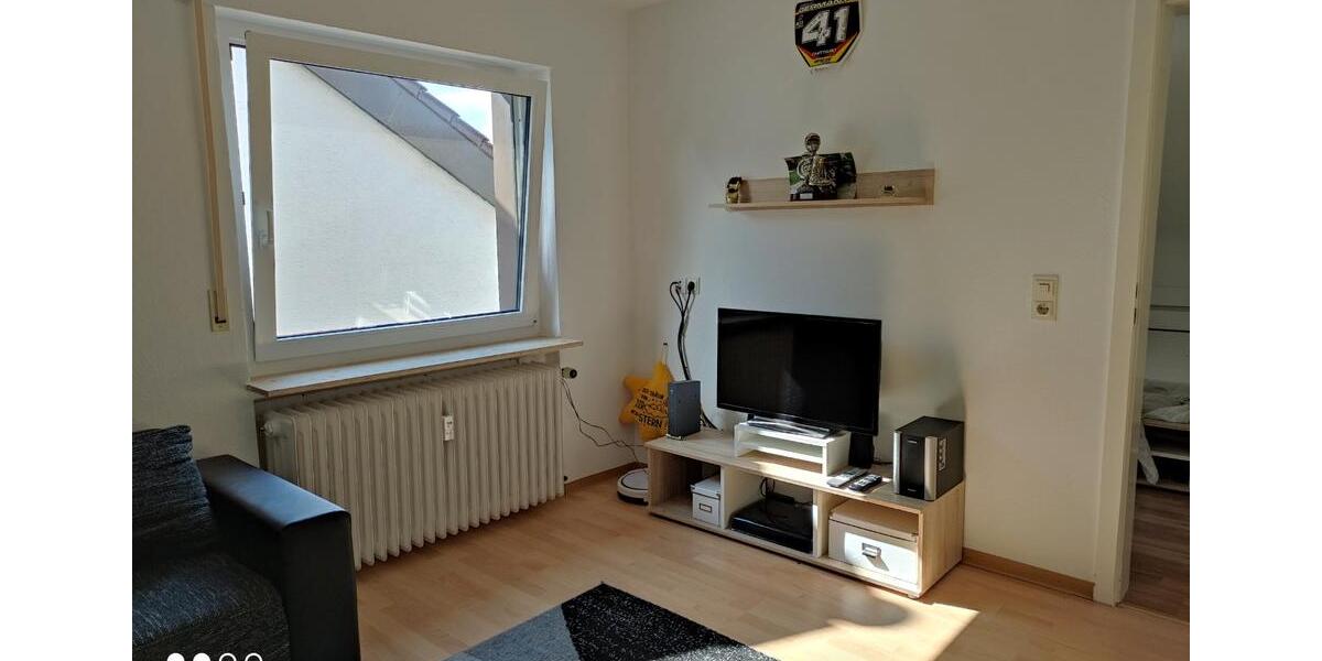 Dachgeschoßwohnung Gammelshausen - 4 Zimmer, 45 m&sup2;, 440&euro; | Angebot:27611697
