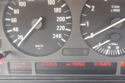 BMW 520 131.826 km 6.500 &euro; Esslingen am Neckar 73732