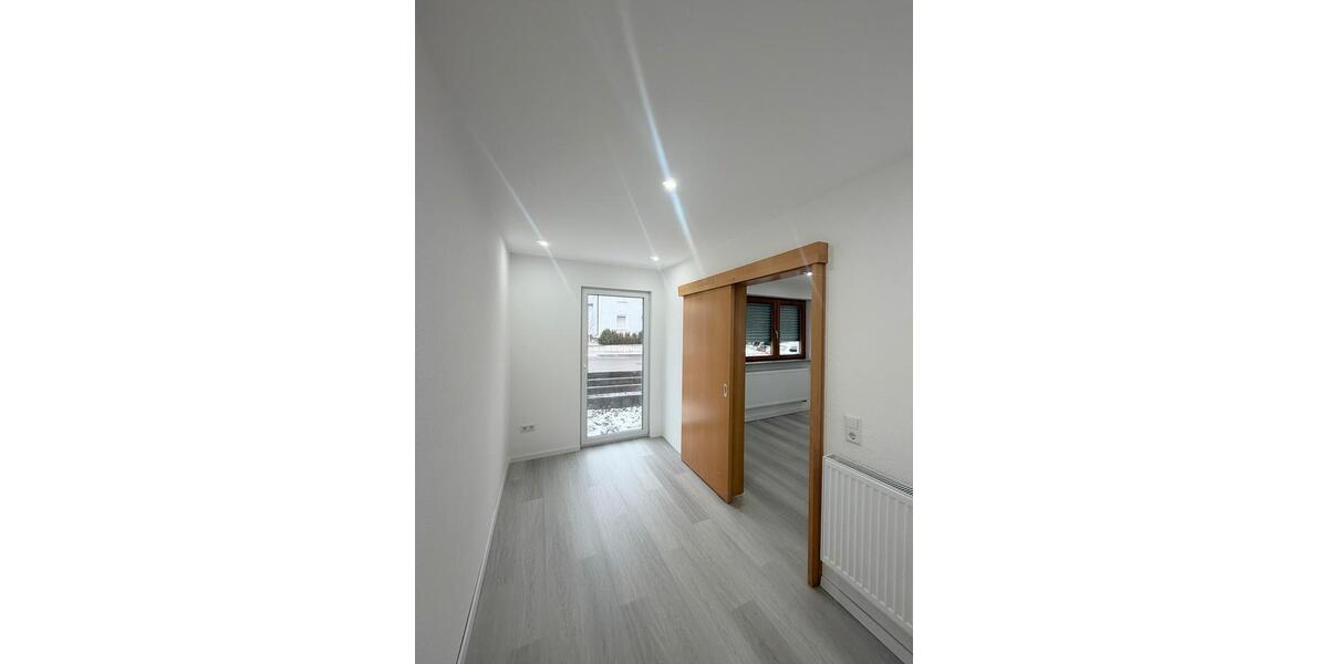 Erdgeschoßwohnung Amstetten - 3 Zimmer, 88 m&sup2;, 1.300&euro; | Angebot:25647315