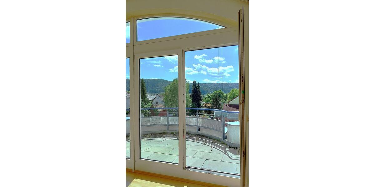 Dachgeschoßwohnung Lorch - 5 Zimmer, 127 m&sup2;, 385.000&euro; | Angebot:27071562