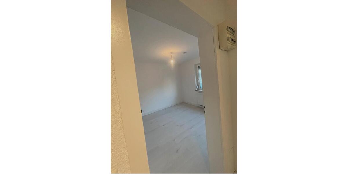 Etagenwohnung Plochingen - 3 Zimmer, 68 m&sup2;, 1.050&euro; | Angebot:25976165