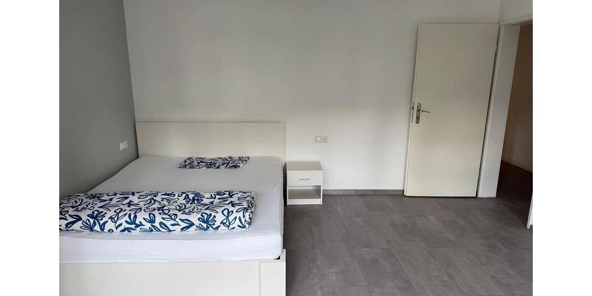 Etagenwohnung Esslingen am Neckar Brühl - 1 Zimmer, 18 m&sup2;, 550&euro; | Angebot:26614156