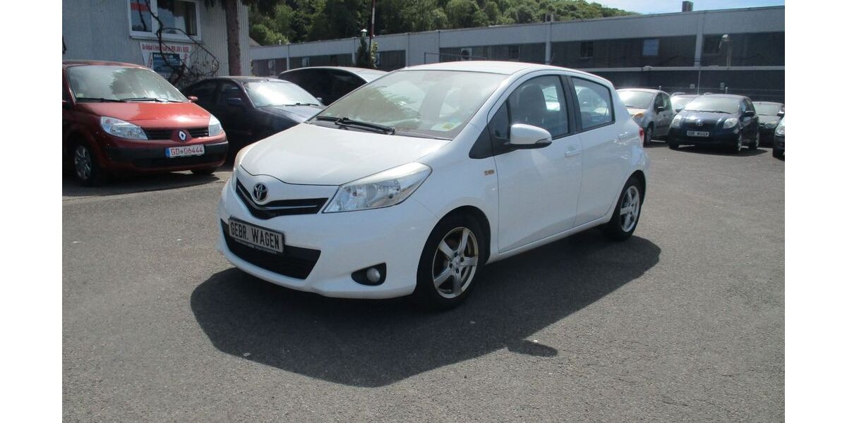 Toyota Yaris 206.549 km 4.390 &euro; Schwäbisch Gmünd 73525