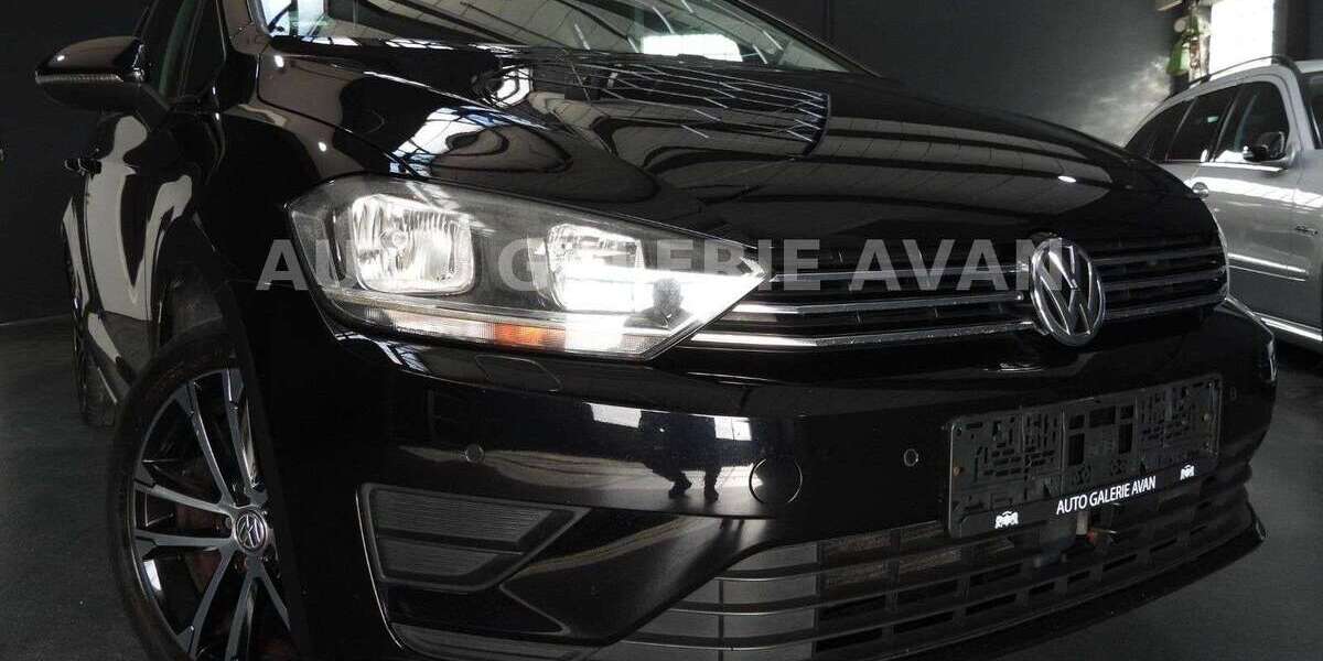 VW Golf Sportsvan 109.877 km 8.900 &euro; Schorndorf 73614