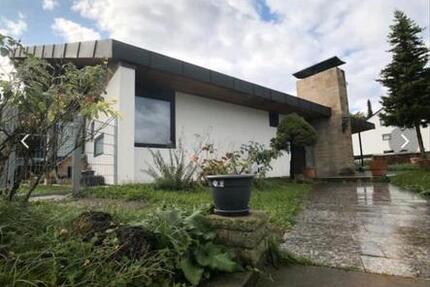 Haus Esslingen am Neckar Brühl - 7 Zimmer, 200 m&sup2;, 3.150&euro; | Angebot:25131456