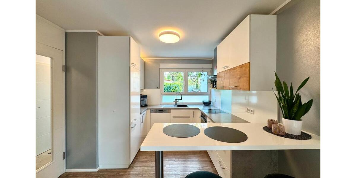 Reihenhaus Kirchheim unter Teck - 5.5 Zimmer, 145 m&sup2;, 650.000&euro; | Angebot:27003661