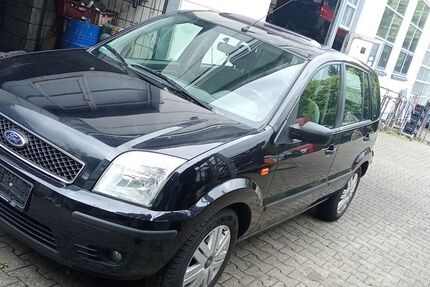 Ford Fusion 150.000 km 2.190 &euro; Esslingen 73734