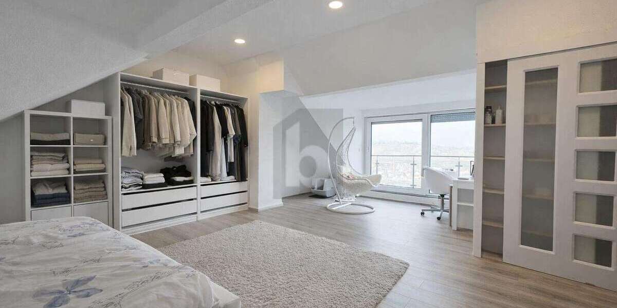 Einfamilienhaus Esslingen am Neckar Pliensauvorstadt - 6 Zimmer, 187 m&sup2;, 780.000&euro; | Angebot:25439458