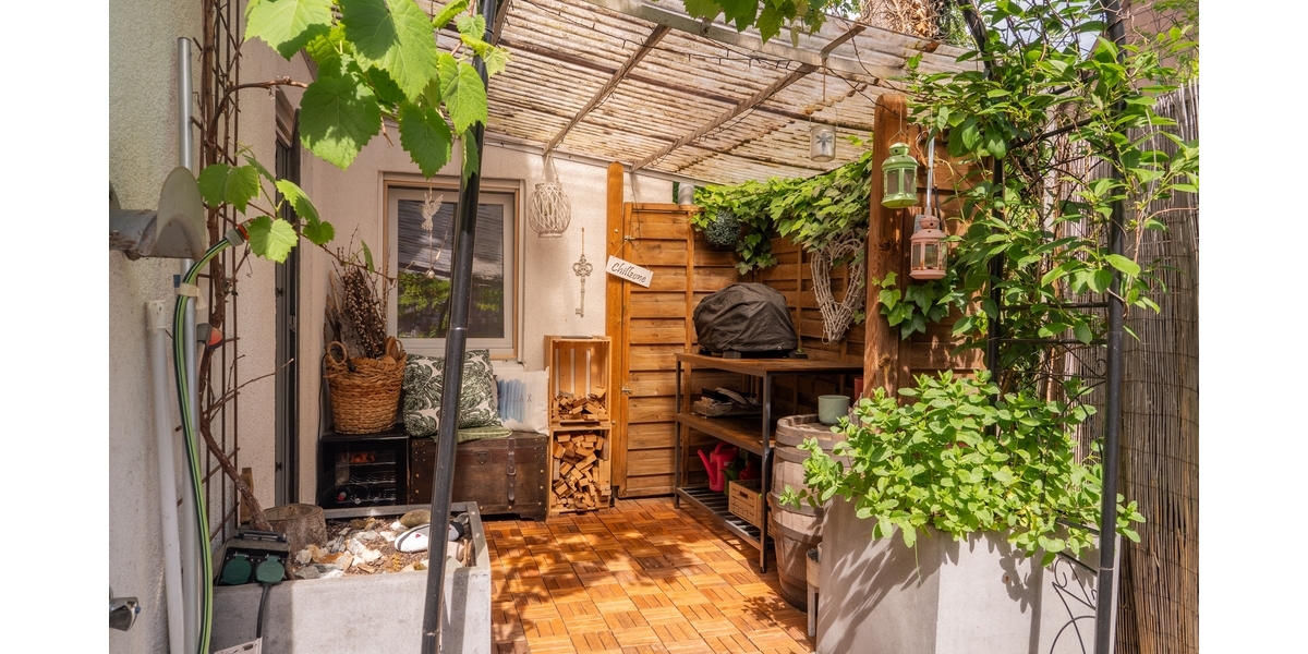 Großzügige Eckterrasse, Kamin & ruhiges Wohnen im 3-Familienhaus - 3.5 Remshalden | Angebot:27512031