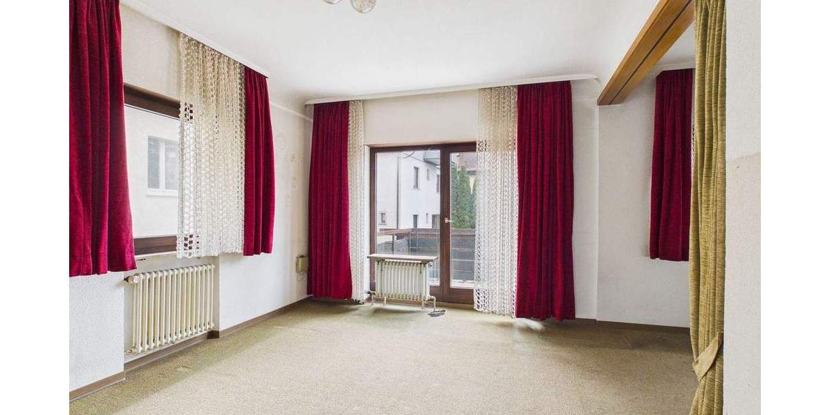 Einfamilienhaus Fellbach - 1 Zimmer, 128 m&sup2;, 545.000&euro; | Angebot:25697777