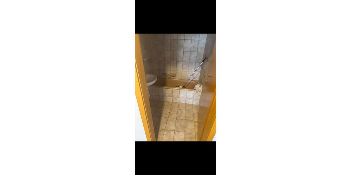 Etagenwohnung Schwäbisch Gmünd - 1 Zimmer, 95 m&sup2;, 1.100&euro; | Angebot:24966172