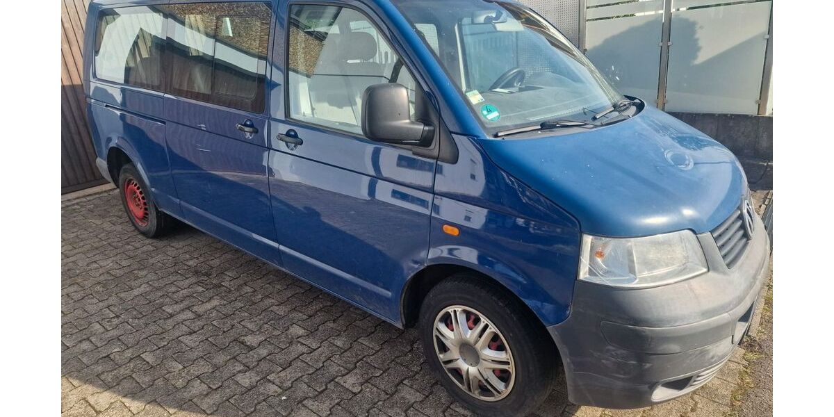 VW T5 Transporter 210.000 km 2.799 &euro; Weinstadt 71384