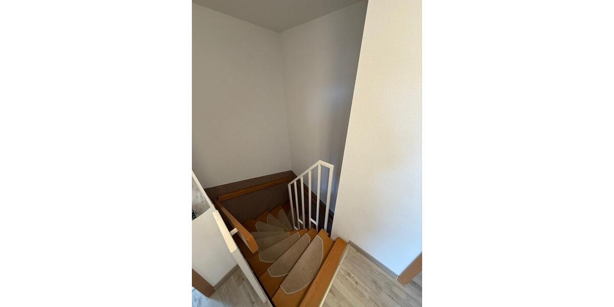 Maisonettenwohnung Ebersbach an der Fils - 3.5 Zimmer, 82 m&sup2;, 900&euro; | Angebot:25990812