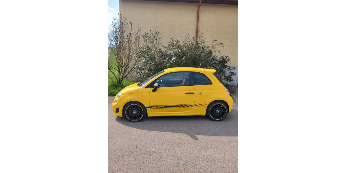 Abarth 595 Competizione 60.000 km 11.200 &euro; Weinstadt 71384