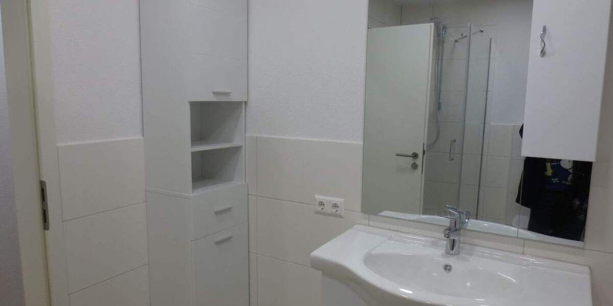 Etagenwohnung Salach - 3 Zimmer, 77 m&sup2;, 690&euro; | Angebot:25776656