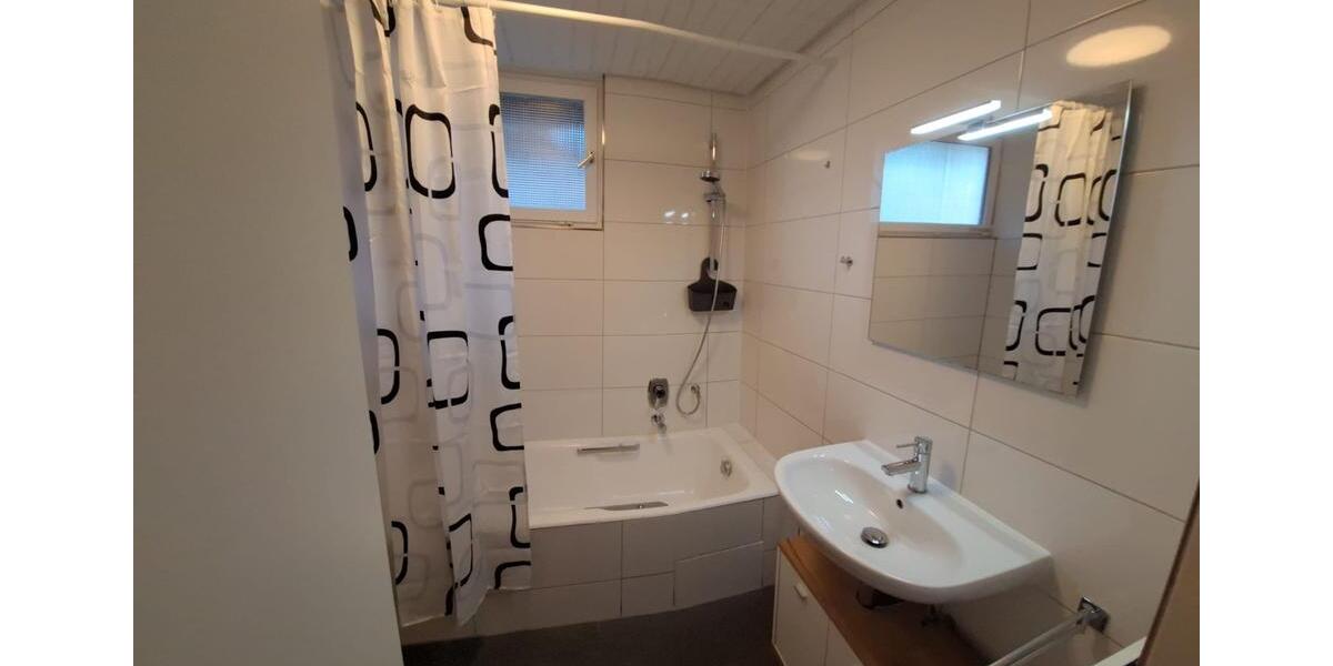 Etagenwohnung Winnenden - 4 Zimmer, 100 m&sup2;, 1.200&euro; | Angebot:25638360