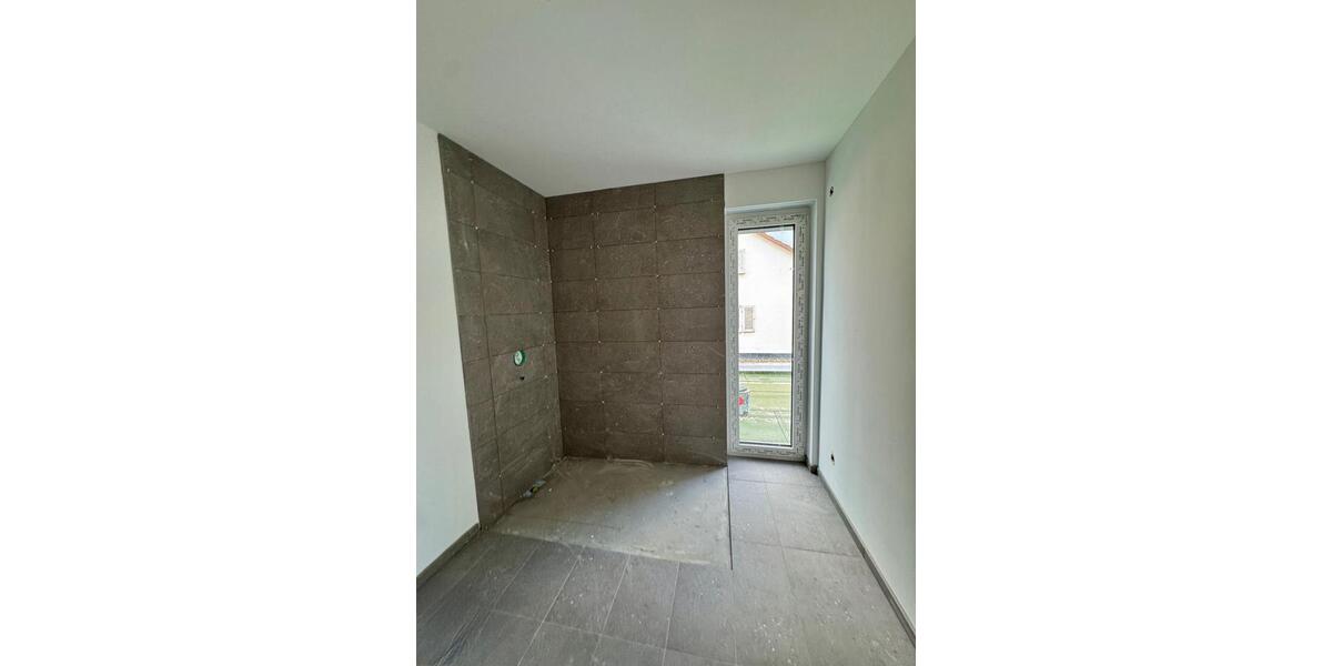 Etagenwohnung Esslingen am Neckar Oberesslingen - 3 Zimmer, 81 m&sup2;, 1.605&euro; | Angebot:26004782