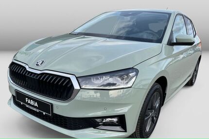 Skoda Fabia 1.111 km 25.490 &euro; Weinstadt-Endersbach 71384