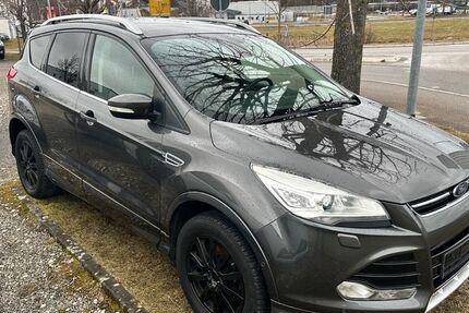 Ford Kuga 173.000 km 8.990 &euro; Essingen 73457
