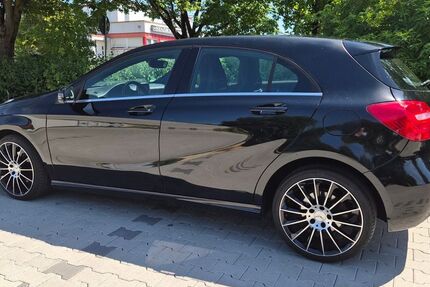 Mercedes-Benz A 180 87.000 km 9.400 &euro; Ebersbach 73061