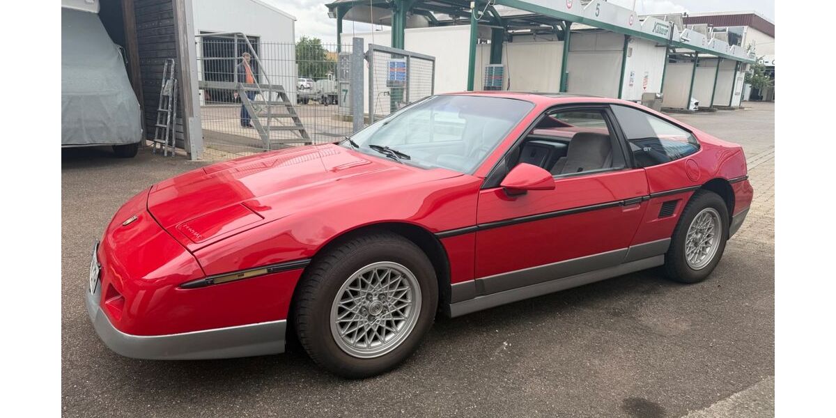 Pontiac Fiero 160.000 km 8.000 &euro; Uhingen 73066