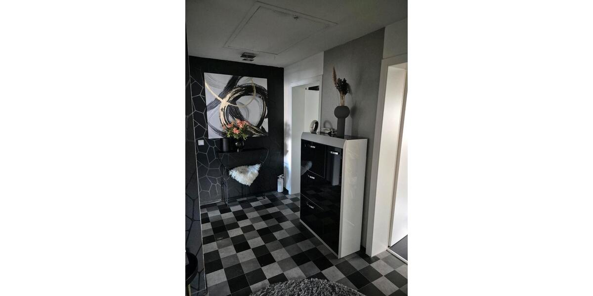 Dachgeschoßwohnung Westerheim - 4 Zimmer, 110 m&sup2;, 1.170&euro; | Angebot:25959874