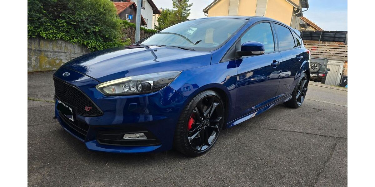 Ford Focus 146.500 km 14.999 &euro; Göppingen 73035
