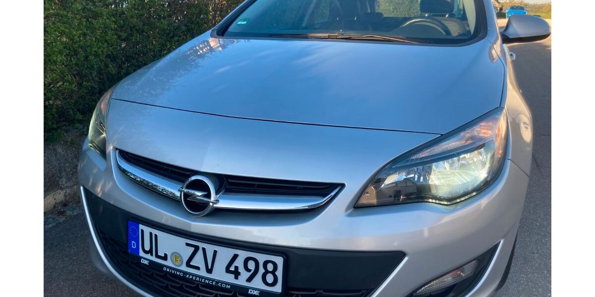Opel Astra 124.000 km 7.499 &euro; Schalkstetten 73340