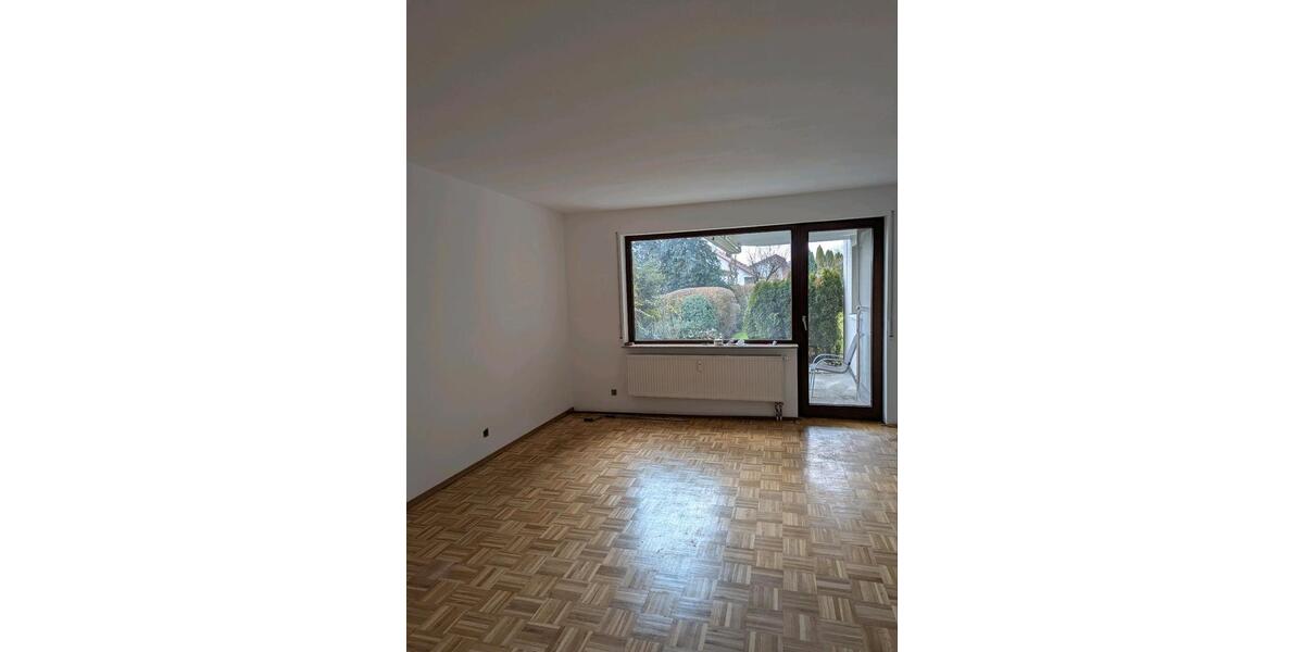 Erdgeschoßwohnung Eislingen (Fils) - 2 Zimmer, 81 m&sup2;, 1.110&euro; | Angebot:25404957