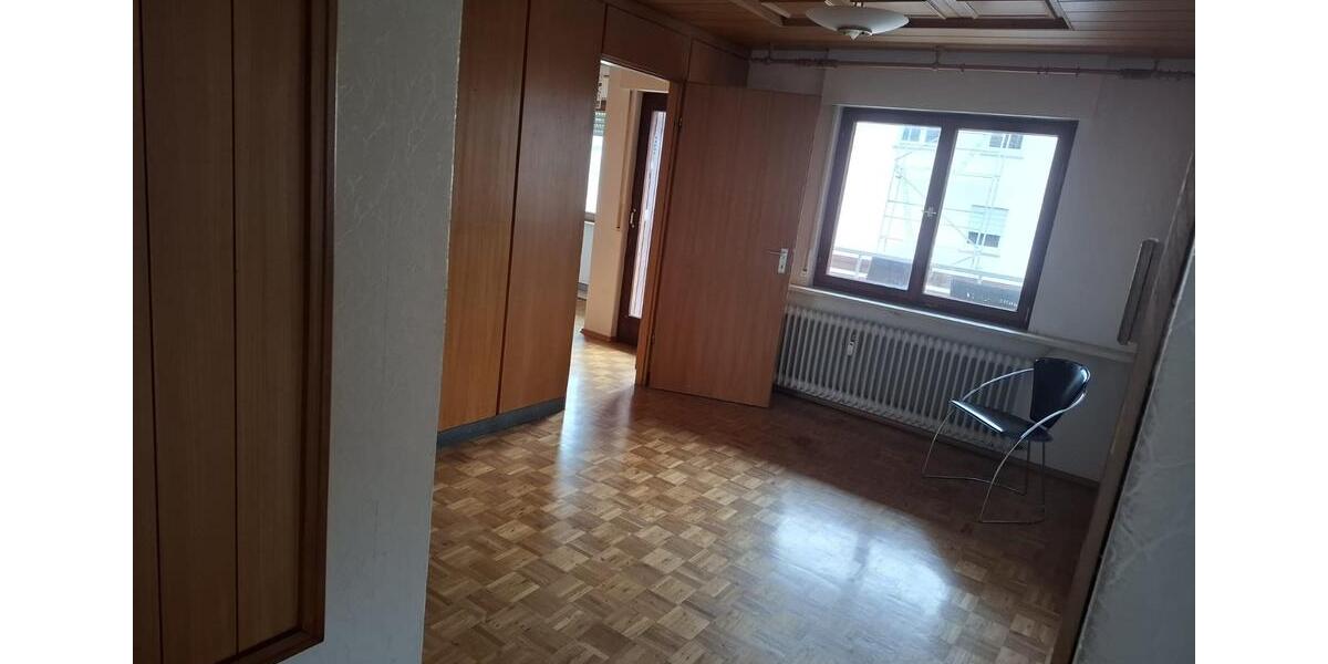 Etagenwohnung Schorndorf - 5 Zimmer, 150 m&sup2;, 1.520&euro; | Angebot:25934865