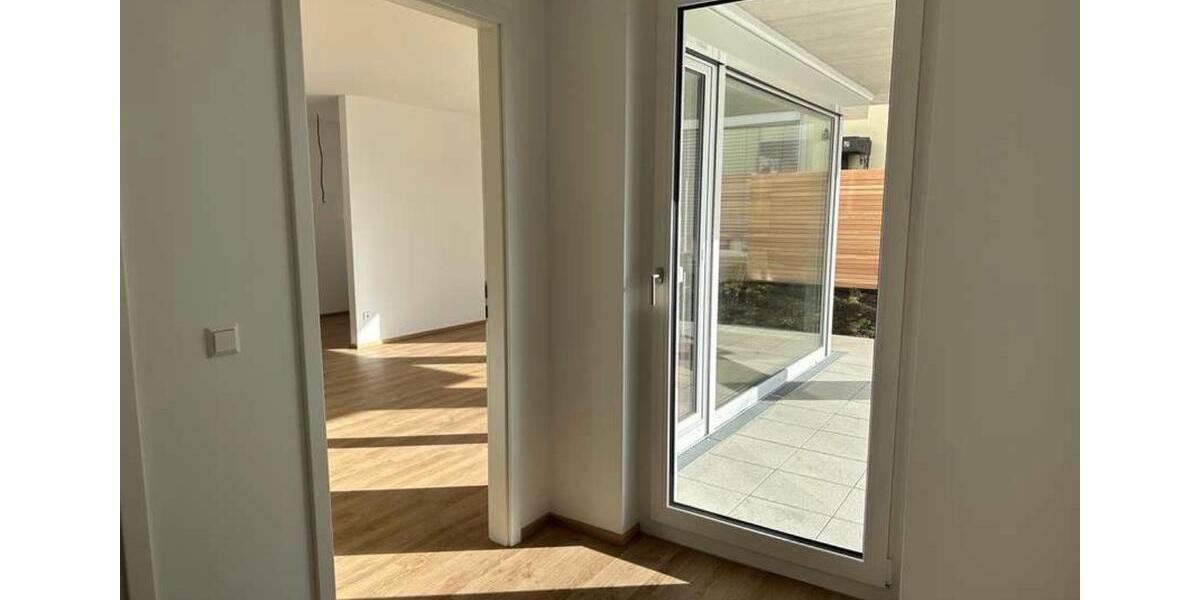 Erdgeschoßwohnung Kirchheim unter Teck - 2.5 Zimmer, 66 m&sup2;, 1.350&euro; | Angebot:25332671