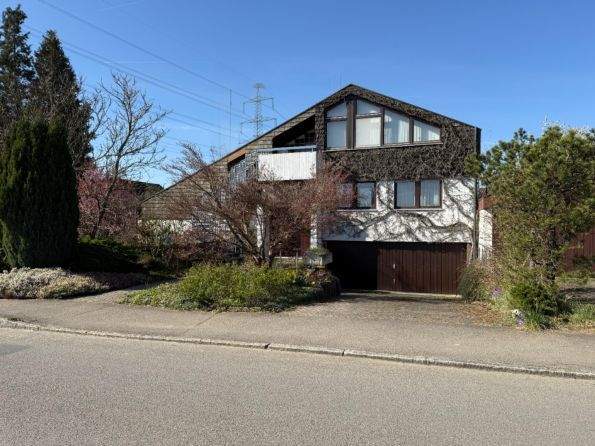 Einfamilienhaus Nürtingen - 7 Zimmer, 282 m&sup2;, 949.000&euro; | Angebot:25732743