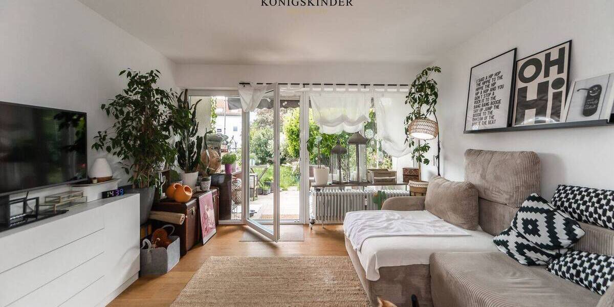 Mehrfamilienhaus, Wohnhaus Esslingen am Neckar Sulzgries - 6 Zimmer, 148 m&sup2;, 650.000&euro; | Angebot:26833715