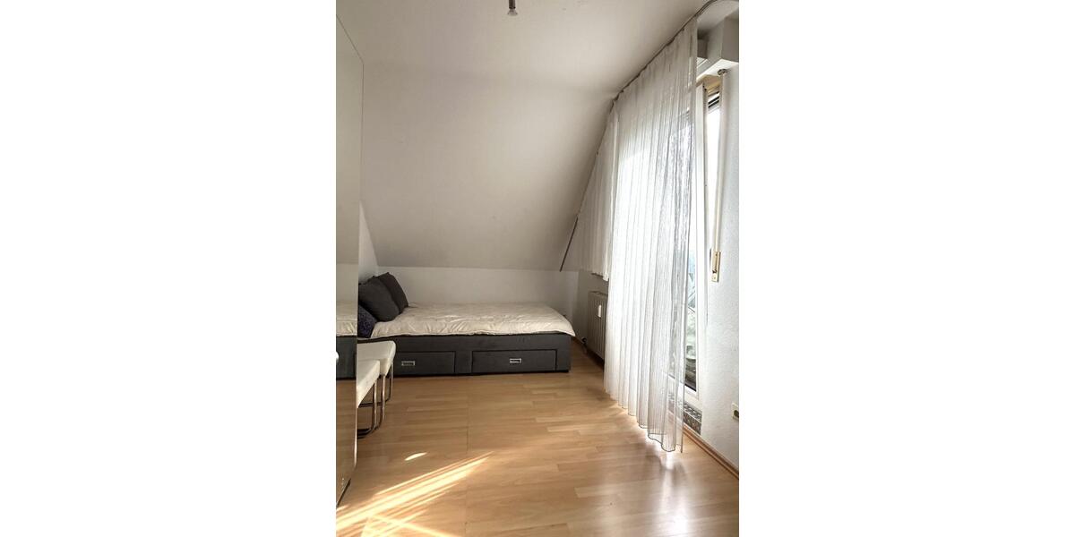 Dachgeschoßwohnung Salach - 3 Zimmer, 70 m&sup2;, 229.000&euro; | Angebot:26545408