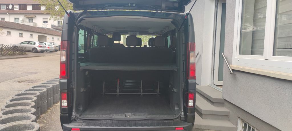 Opel Vivaro 204.000 km 11.200 &euro; Heubach 73540