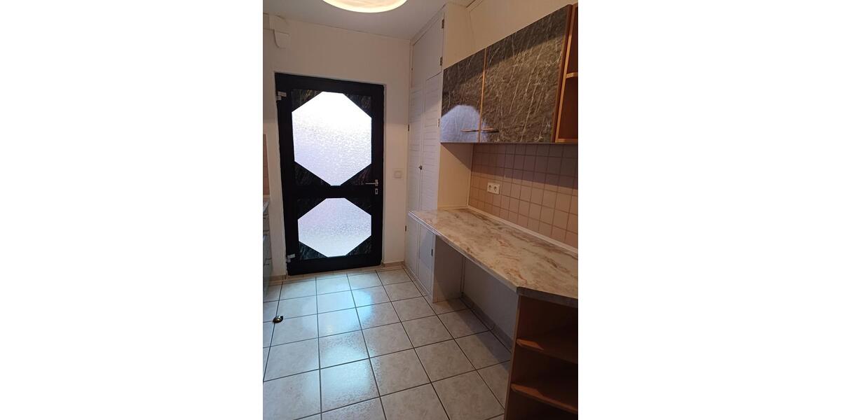 Etagenwohnung Lonsee - 3 Zimmer, 80 m&sup2;, 680&euro; | Angebot:26663424