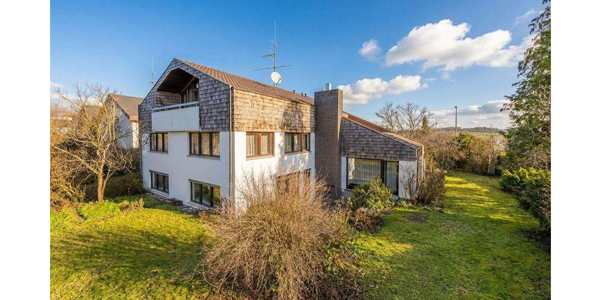 Einfamilienhaus Nürtingen - 7 Zimmer, 282 m&sup2;, 949.000&euro; | Angebot:25732743