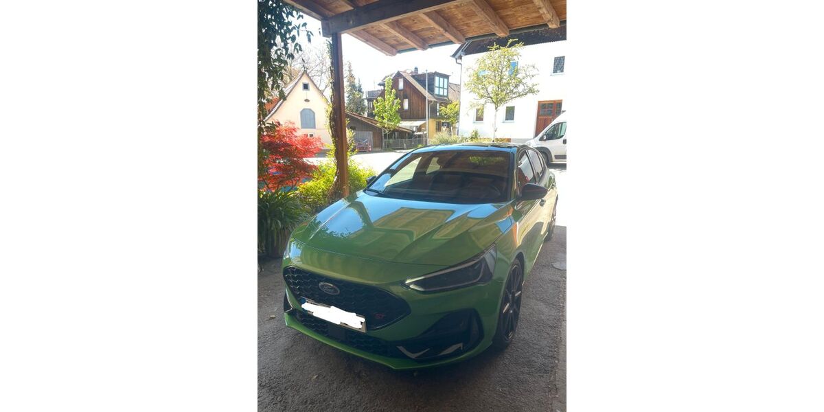 Ford Focus 27.000 km 30.500 &euro; Baltmannsweiler 73666
