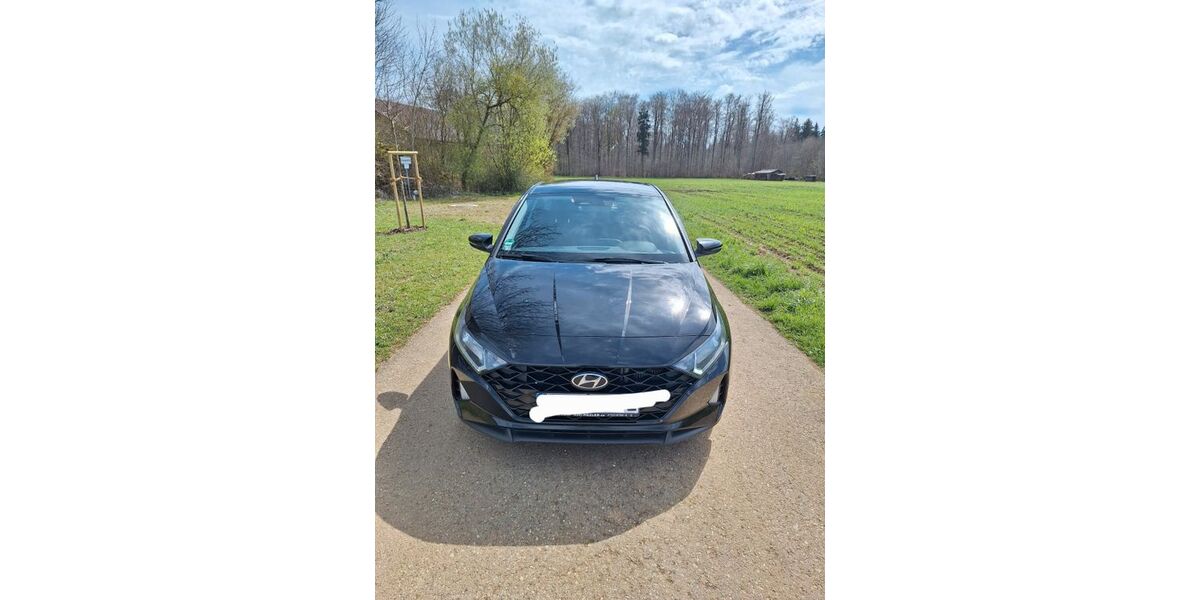 Hyundai i20 71.028 km 12.500 &euro; Amstetten 73340