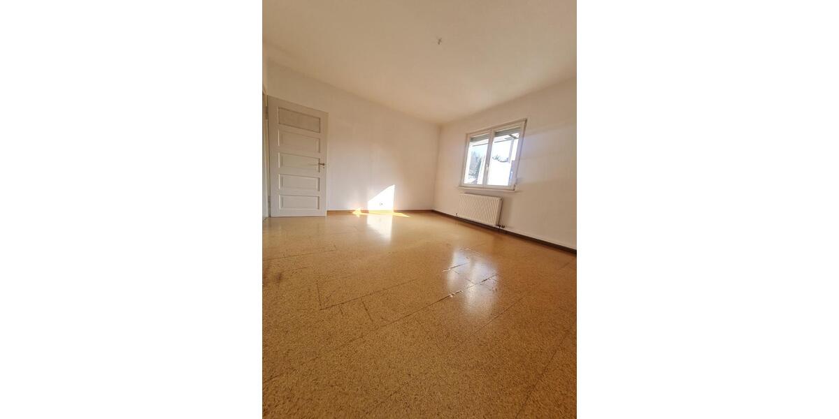 Etagenwohnung Waldstetten - 3 Zimmer, 67 m&sup2;, 700&euro; | Angebot:25523158