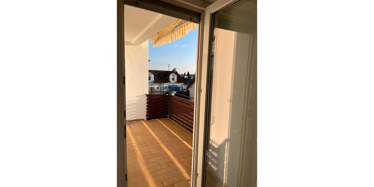Etagenwohnung Baltmannsweiler - 4 Zimmer, 87 m&sup2;, 1.200&euro; | Angebot:25902091