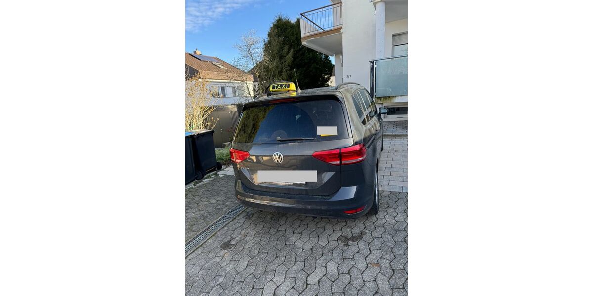 VW Touran 280.000 km 6.780 &euro; Ebersbach 73036