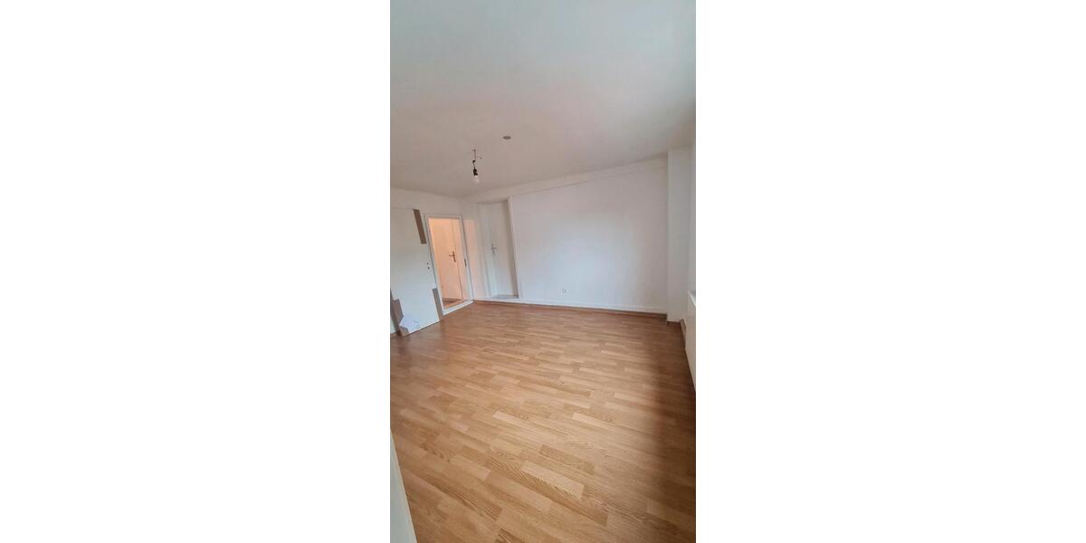 Etagenwohnung Lorch - 4 Zimmer, 90 m&sup2;, 1.000&euro; | Angebot:27570365