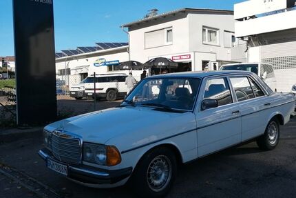 Mercedes-Benz 200 158.220 km 7.900 &euro; Göppingen 73033