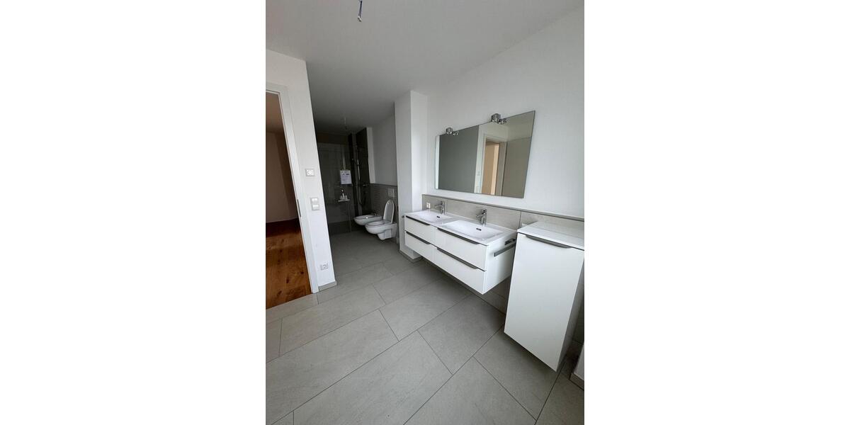 Etagenwohnung Plüderhausen - 4 Zimmer, 106 m&sup2;, 1.300&euro; | Angebot:25234405