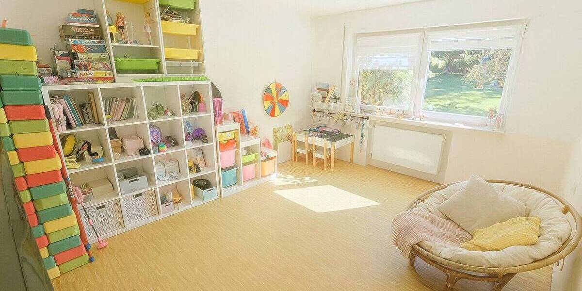 Etagenwohnung Schwäbisch Gmünd Straßdorf - 4 Zimmer, 113 m&sup2;, 334.000&euro; | Angebot:25957456