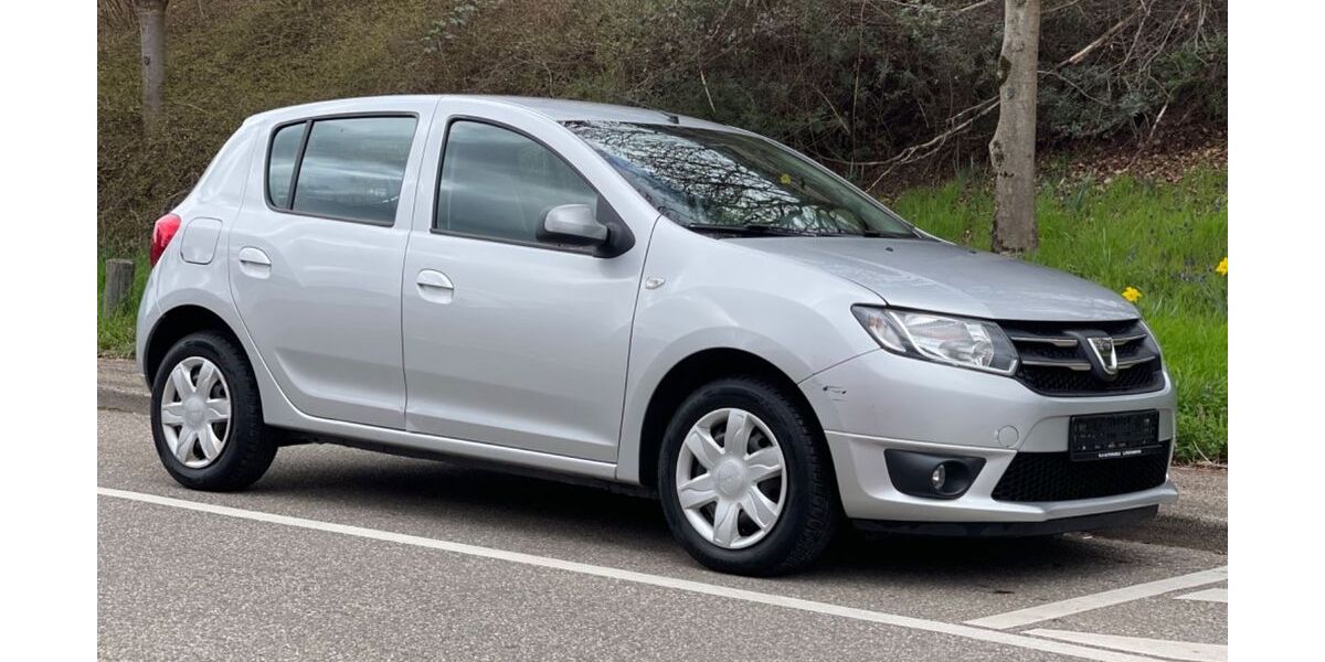 Dacia Sandero 96.000 km 4.700 &euro; Fellbach 70736
